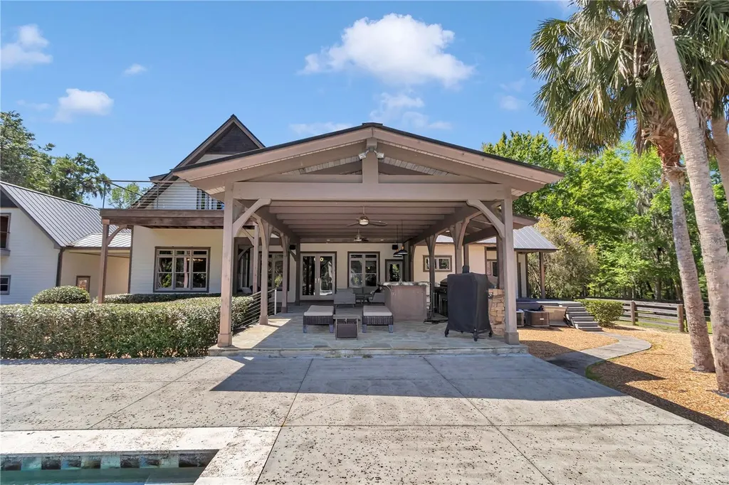 7000 NW Highway 320 Micanopy FL 32667