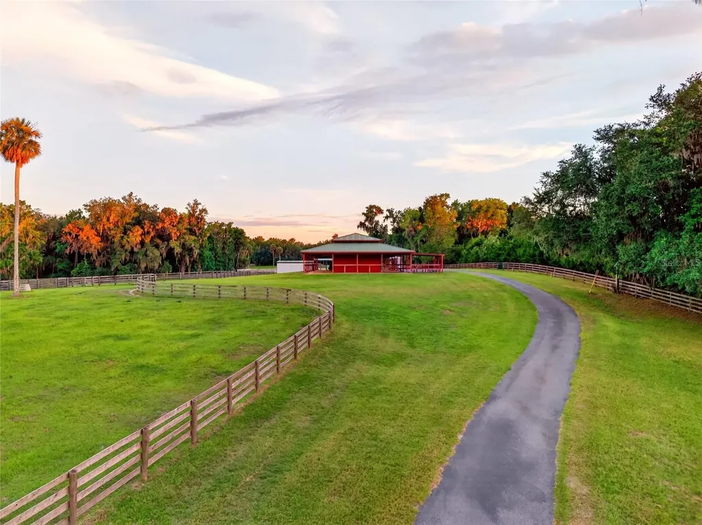 7000 NW Highway 320 Micanopy FL 32667