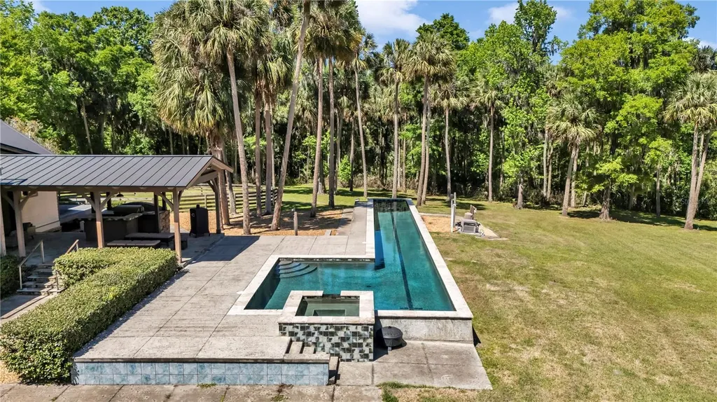 7000 NW Highway 320 Micanopy FL 32667