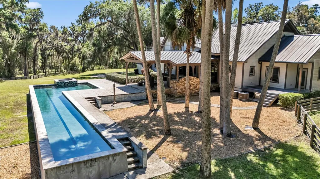7000 NW Highway 320 Micanopy FL 32667