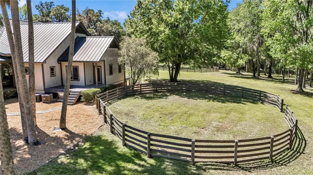7000 NW Highway 320 Micanopy FL 32667