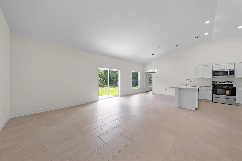 121 S Canoe Creek Road Kenansville FL 34739