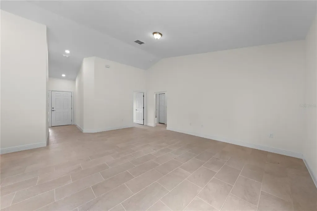 121 S Canoe Creek Road Kenansville FL 34739
