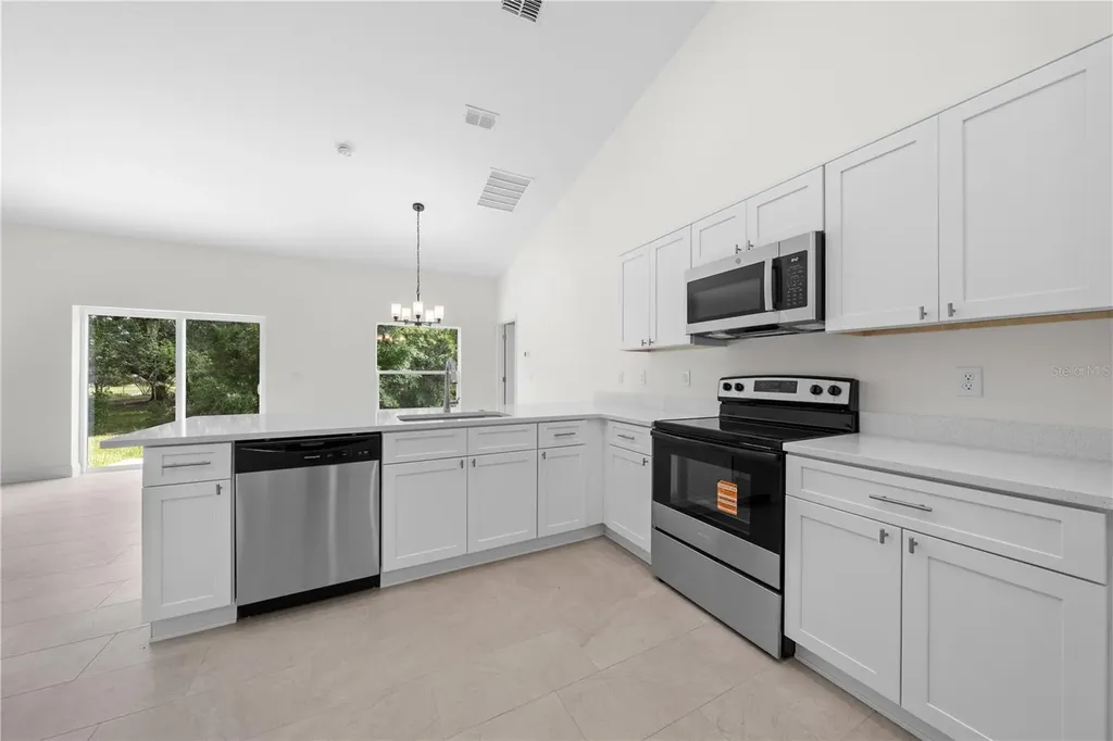 121 S Canoe Creek Road Kenansville FL 34739