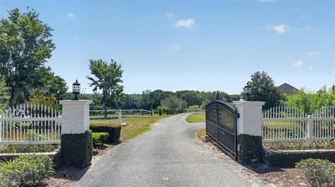 17269 SE 260th Avenue Road Umatilla FL 32784