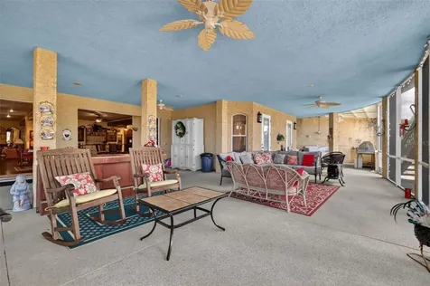 17269 SE 260th Avenue Road Umatilla FL 32784