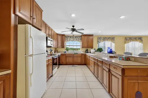 17269 SE 260th Avenue Road Umatilla FL 32784