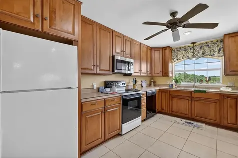 17269 SE 260th Avenue Road Umatilla FL 32784