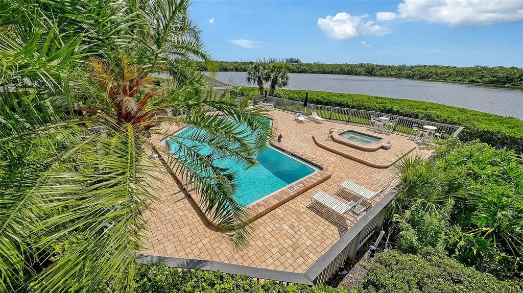 11 Tidy Island Boulevard Bradenton FL 34210
