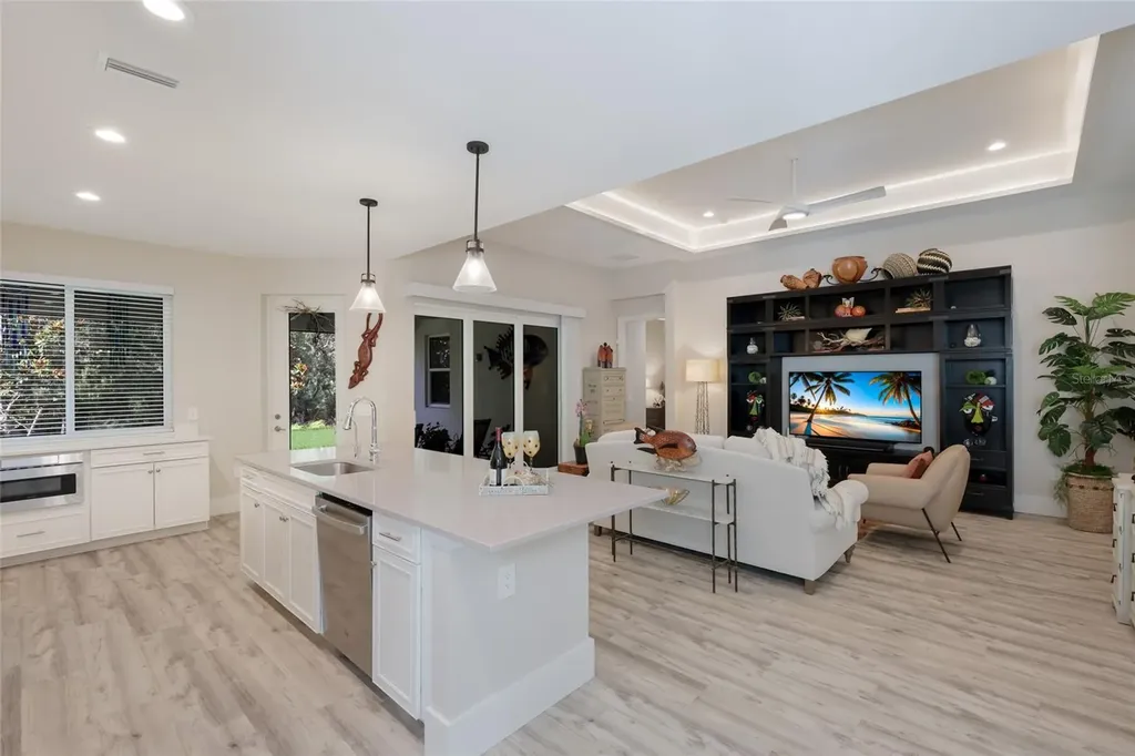 8089 Tidal Pointe Way Sarasota FL 34240