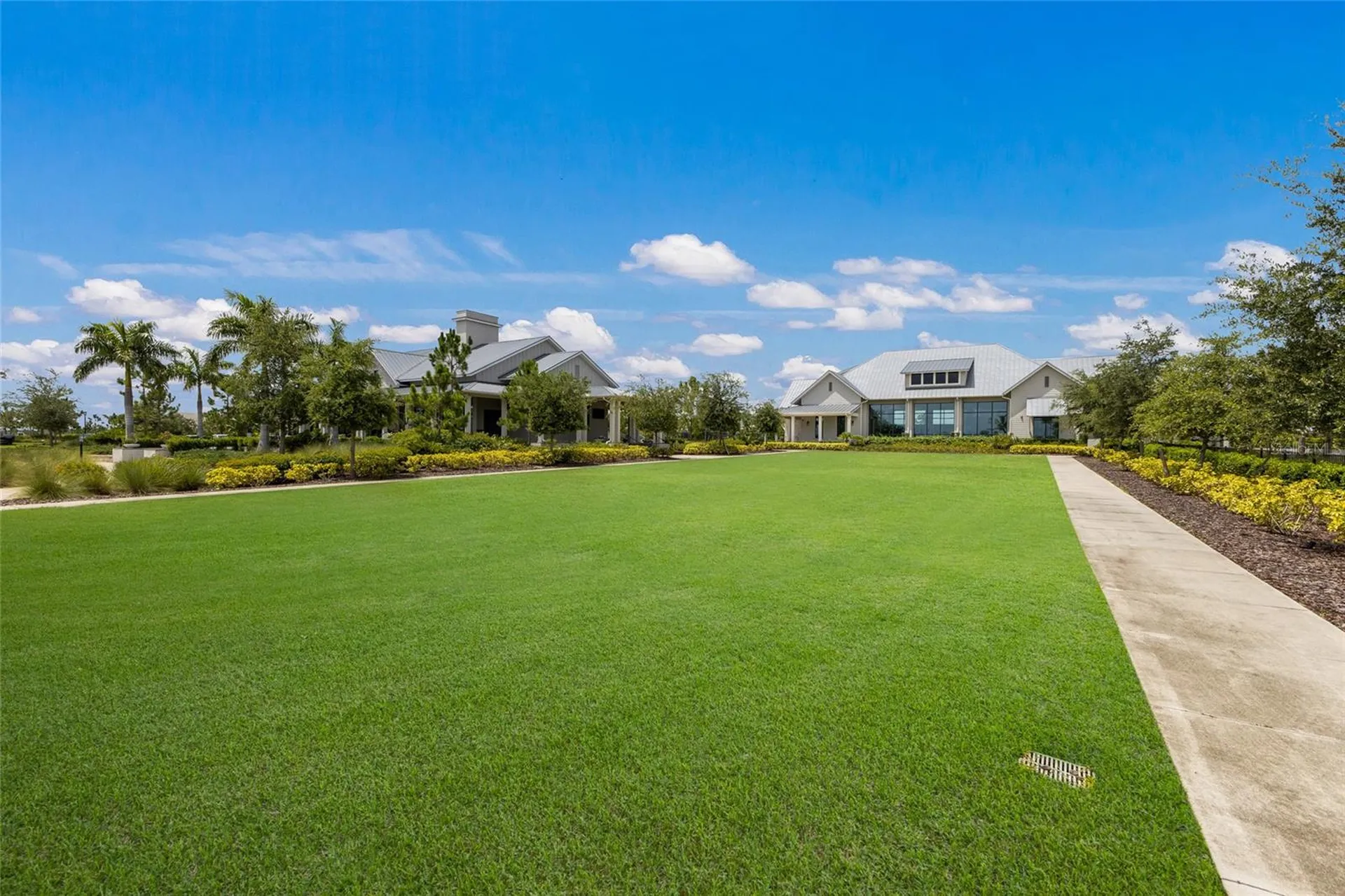 8089 Tidal Pointe Way Sarasota FL 34240
