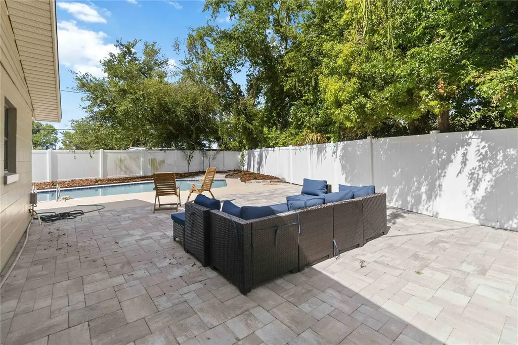 842 Nana Avenue Orlando FL 32809