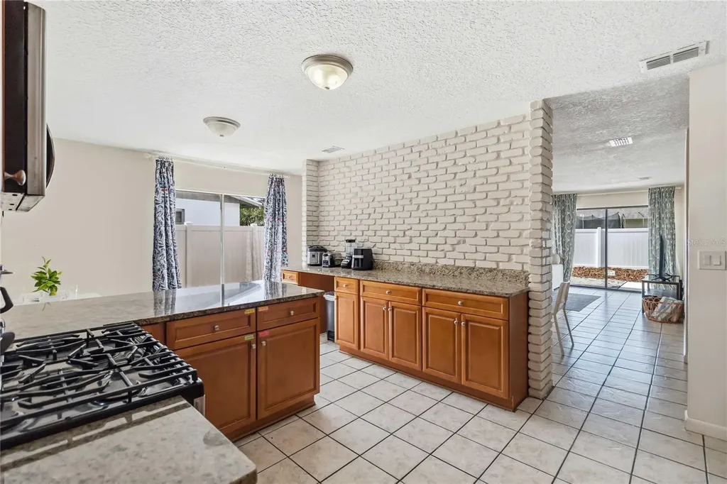 842 Nana Avenue Orlando FL 32809