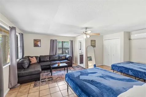 842 Nana Avenue Orlando FL 32809