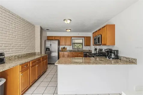 842 Nana Avenue Orlando FL 32809