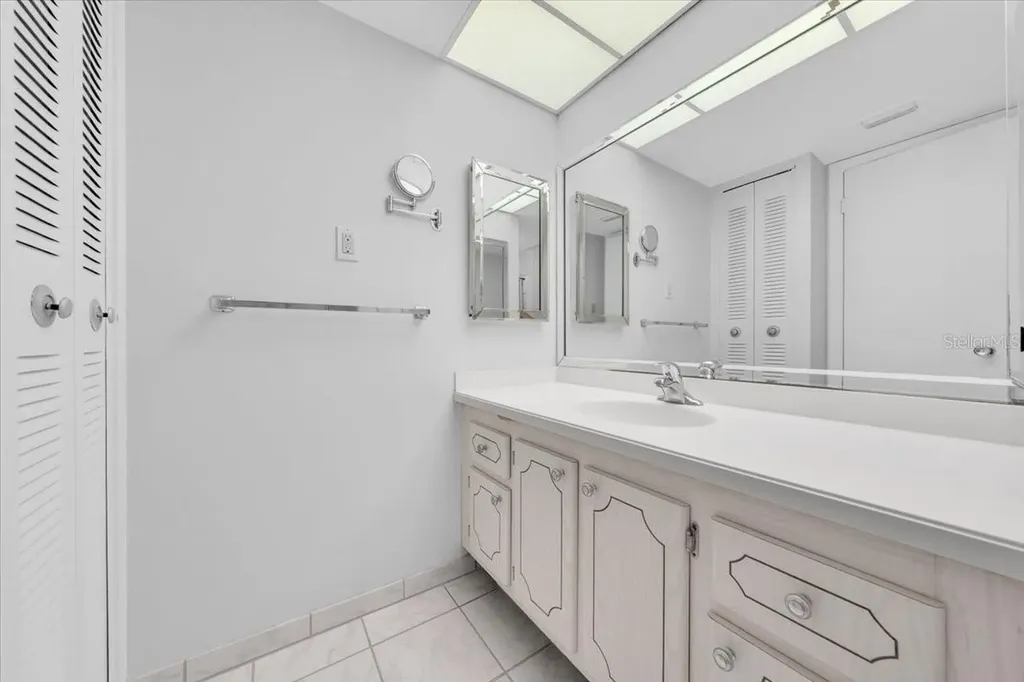 660 Island Way Clearwater Beach FL 33767
