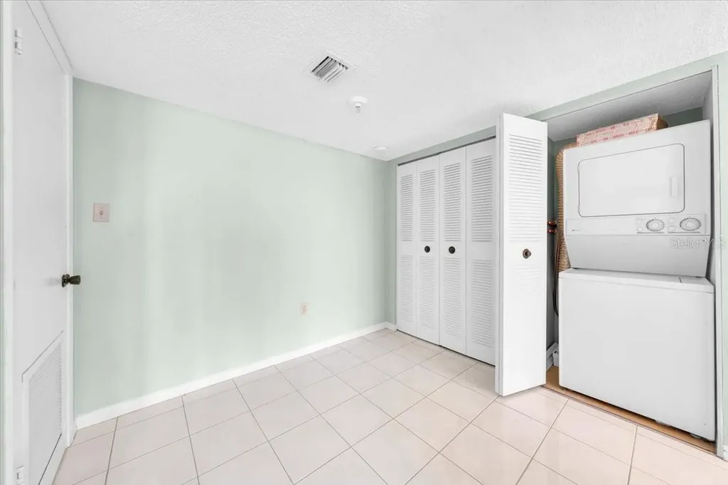 660 Island Way Clearwater Beach FL 33767
