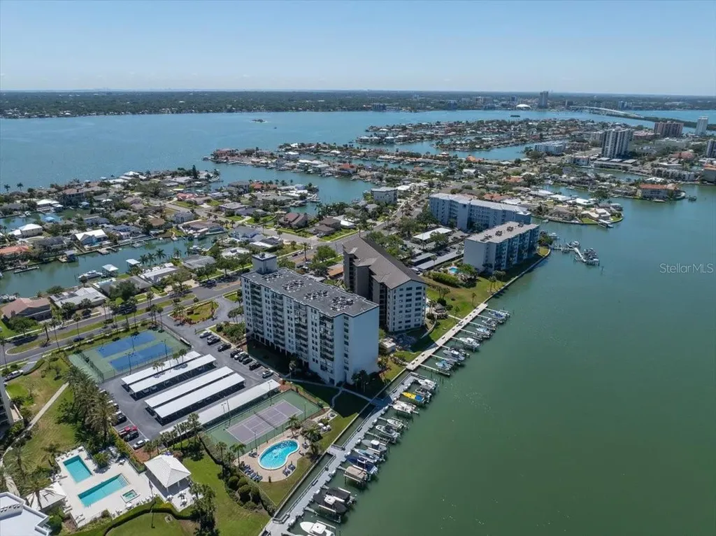 660 Island Way Clearwater Beach FL 33767