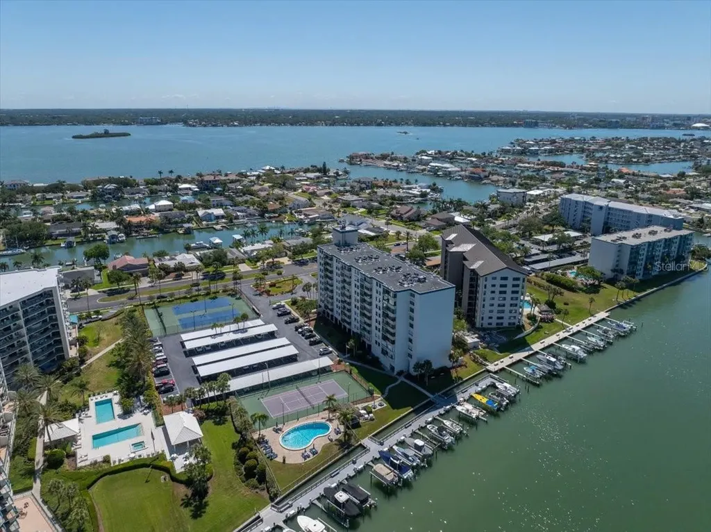 660 Island Way Clearwater Beach FL 33767