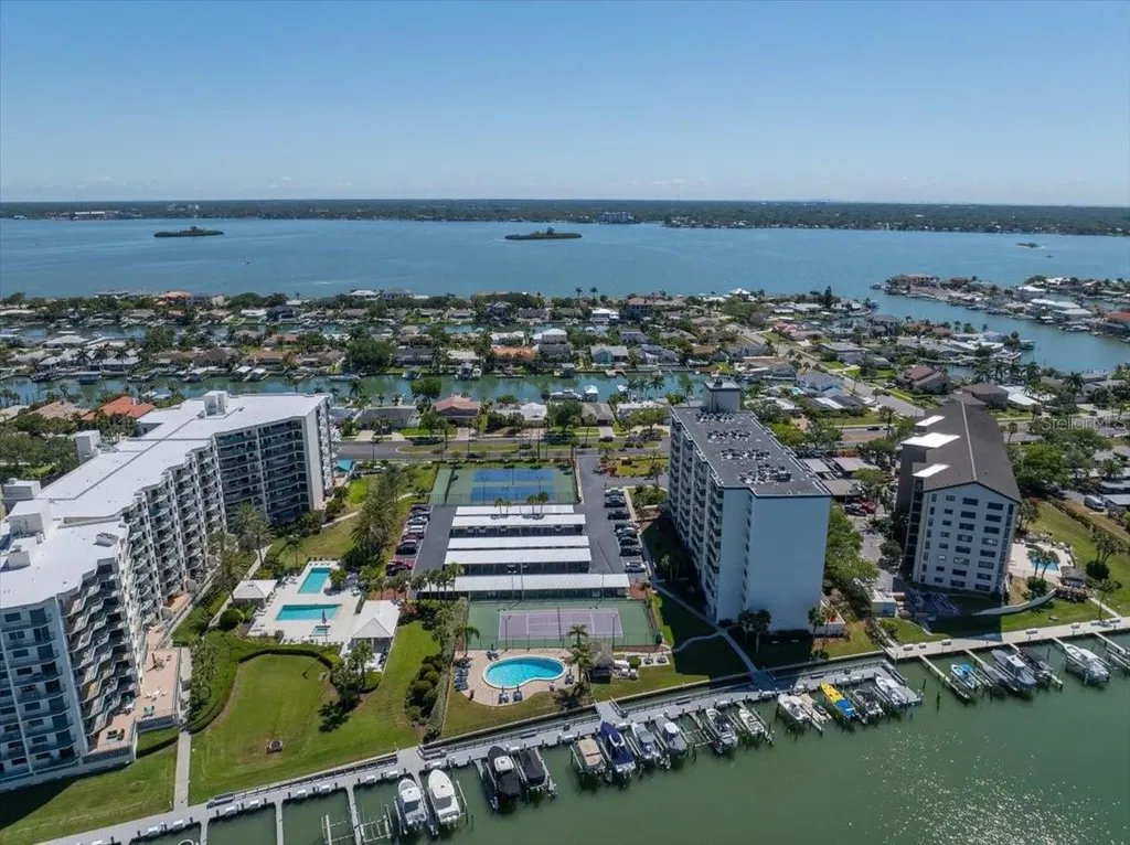 660 Island Way Clearwater Beach FL 33767