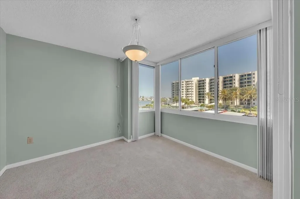 660 Island Way Clearwater Beach FL 33767