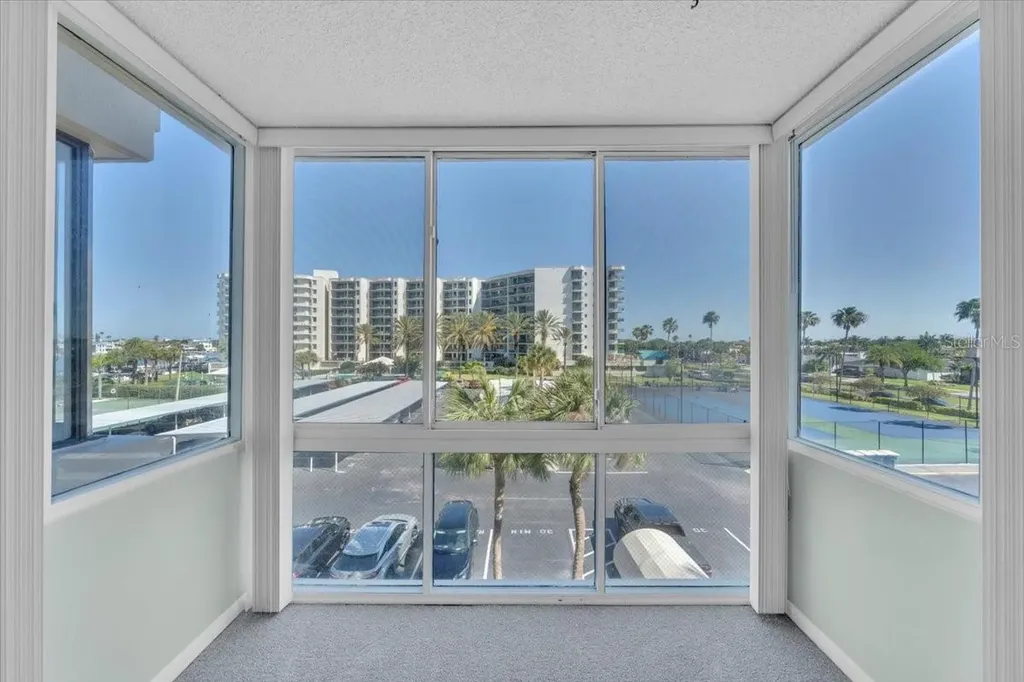 660 Island Way Clearwater Beach FL 33767