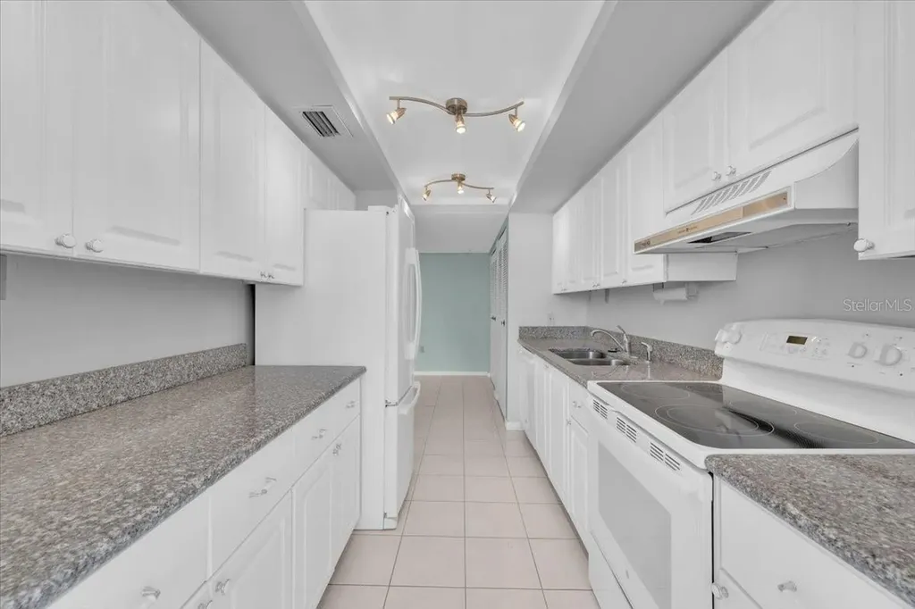 660 Island Way Clearwater Beach FL 33767