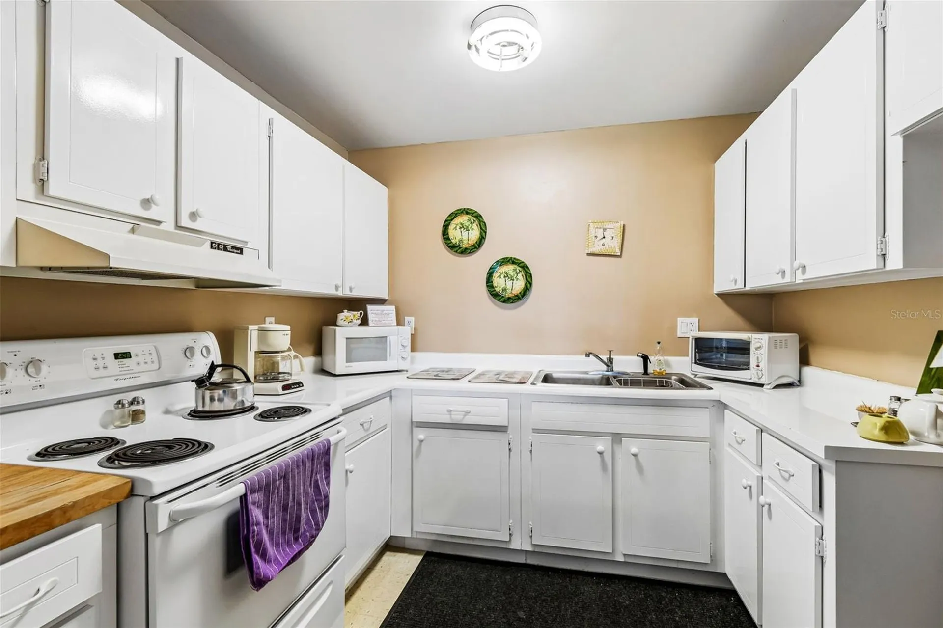 4601 Chancellor Street NE St Petersburg FL 33703