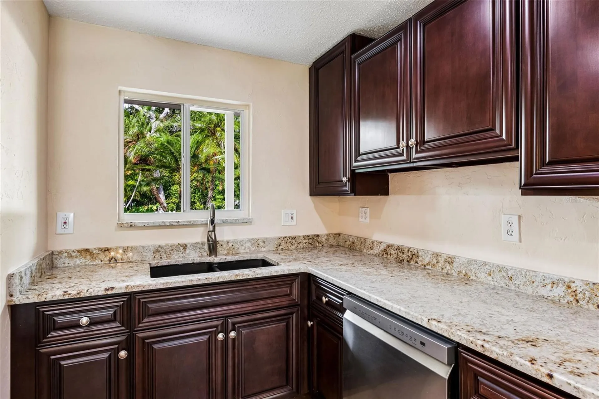 4601 Chancellor Street NE St Petersburg FL 33703