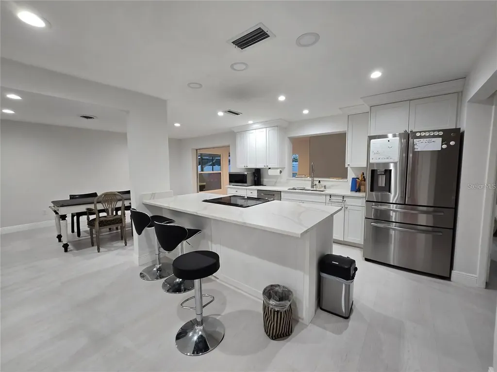 1028 Chinaberry Road Clearwater FL 33764
