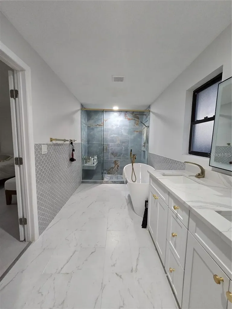 1028 Chinaberry Road Clearwater FL 33764