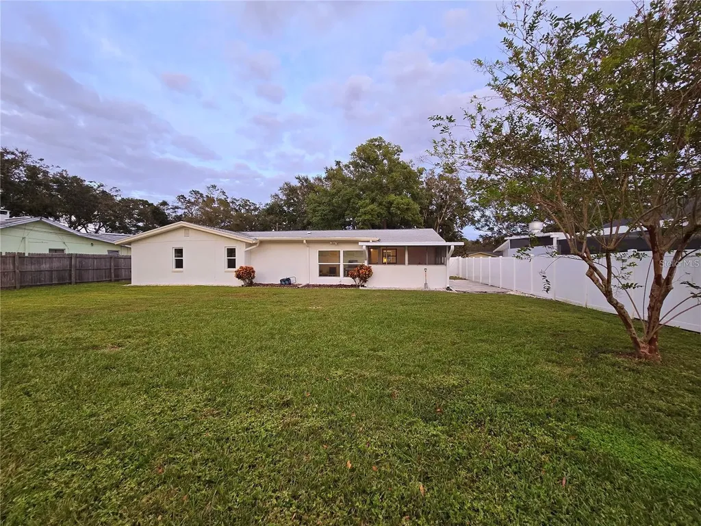 1028 Chinaberry Road Clearwater FL 33764