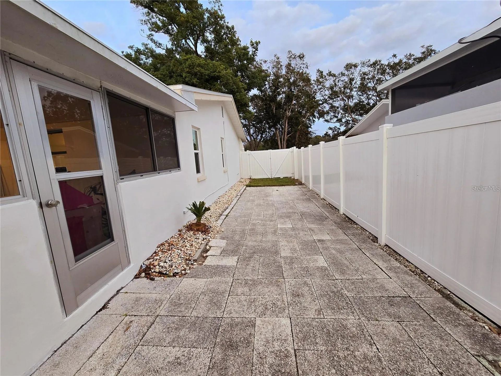 1028 Chinaberry Road Clearwater FL 33764