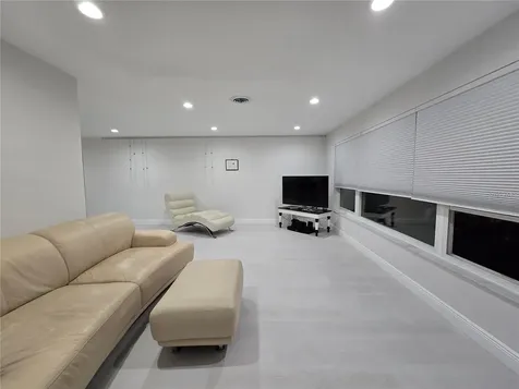 1028 Chinaberry Road Clearwater FL 33764
