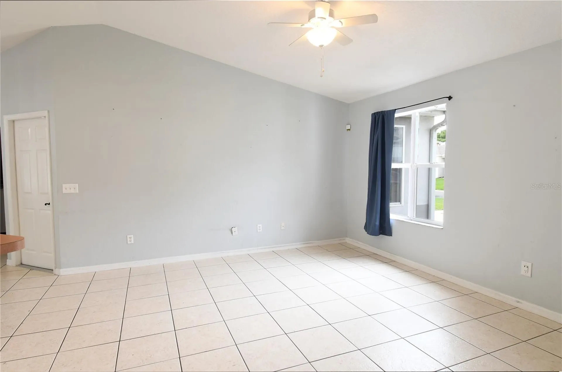 407 Cierra Oaks Circle Lady Lake FL 32159