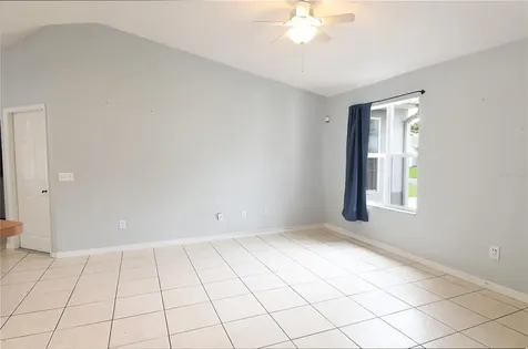 407 Cierra Oaks Circle Lady Lake FL 32159