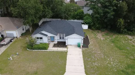 407 Cierra Oaks Circle Lady Lake FL 32159
