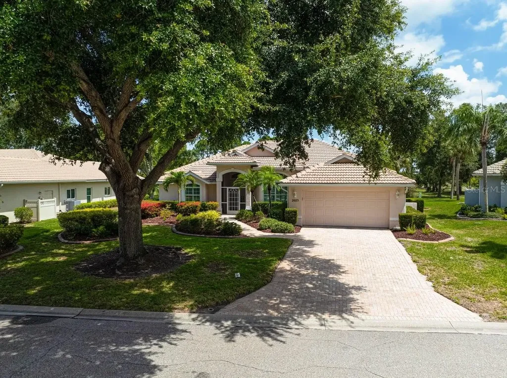 2025 White Feather Lane Nokomis FL 34275