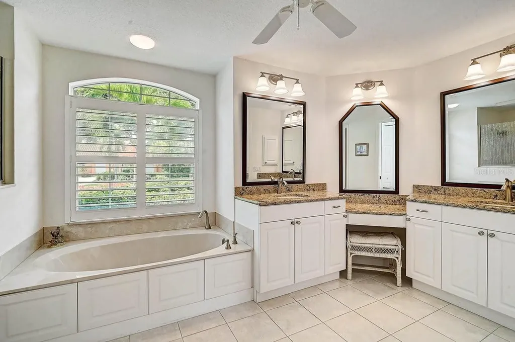 2025 White Feather Lane Nokomis FL 34275