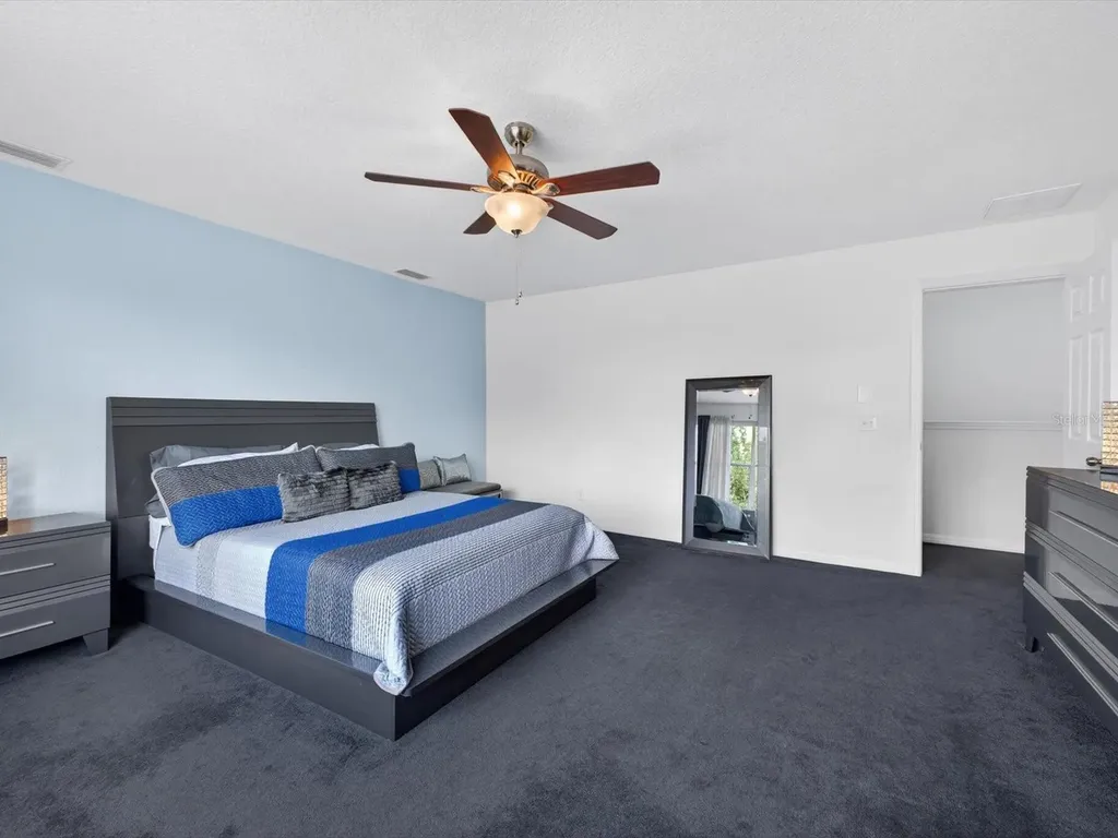 2596 Sand Hill Point Circle Davenport FL 33837