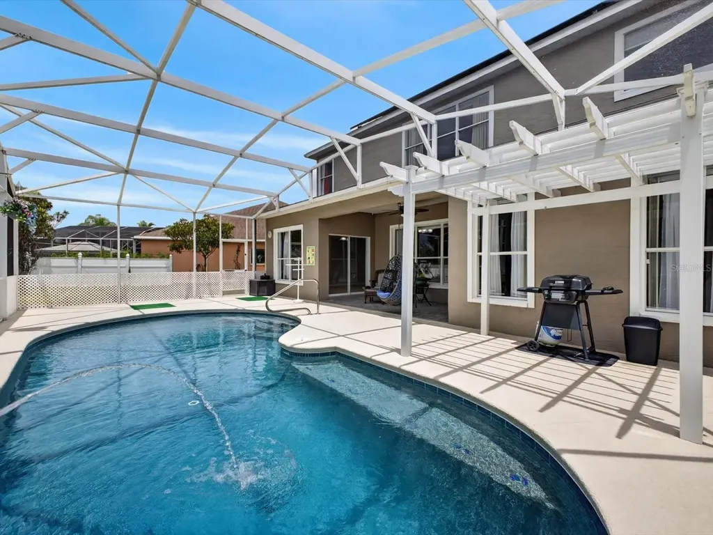 2596 Sand Hill Point Circle Davenport FL 33837