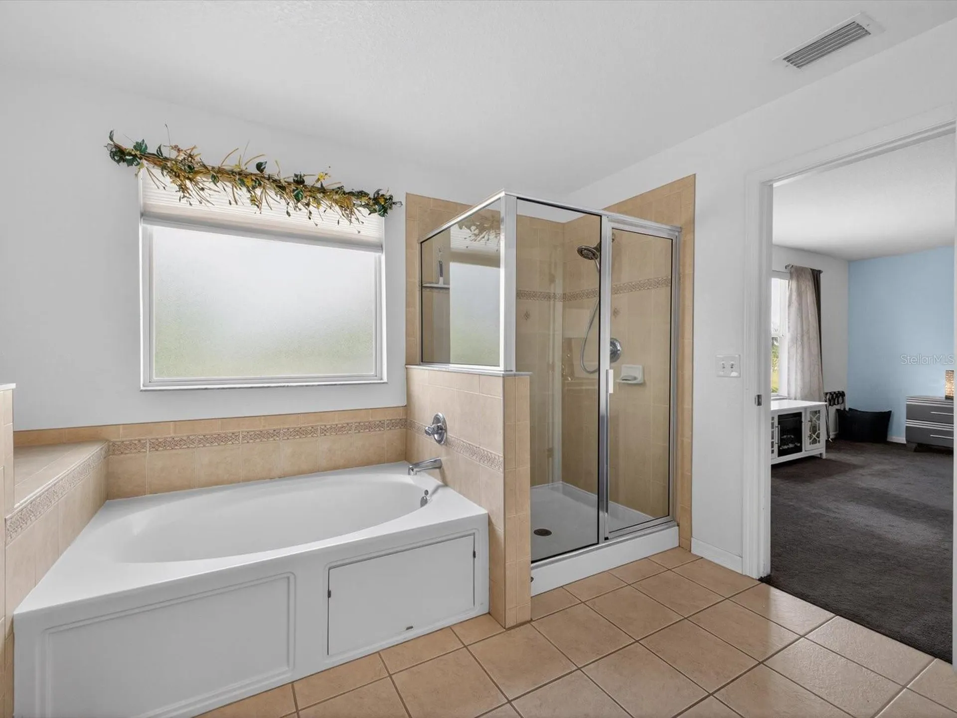 2596 Sand Hill Point Circle Davenport FL 33837