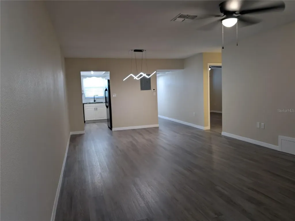 5870 38th Avenue N St Petersburg FL 33710