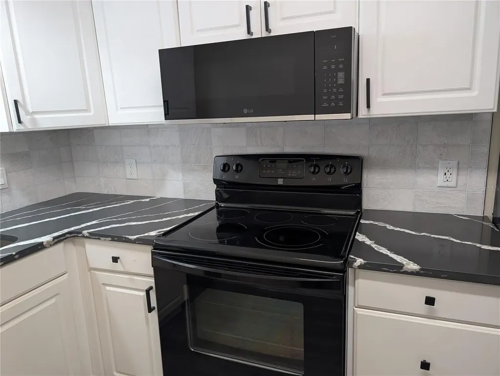 5870 38th Avenue N St Petersburg FL 33710