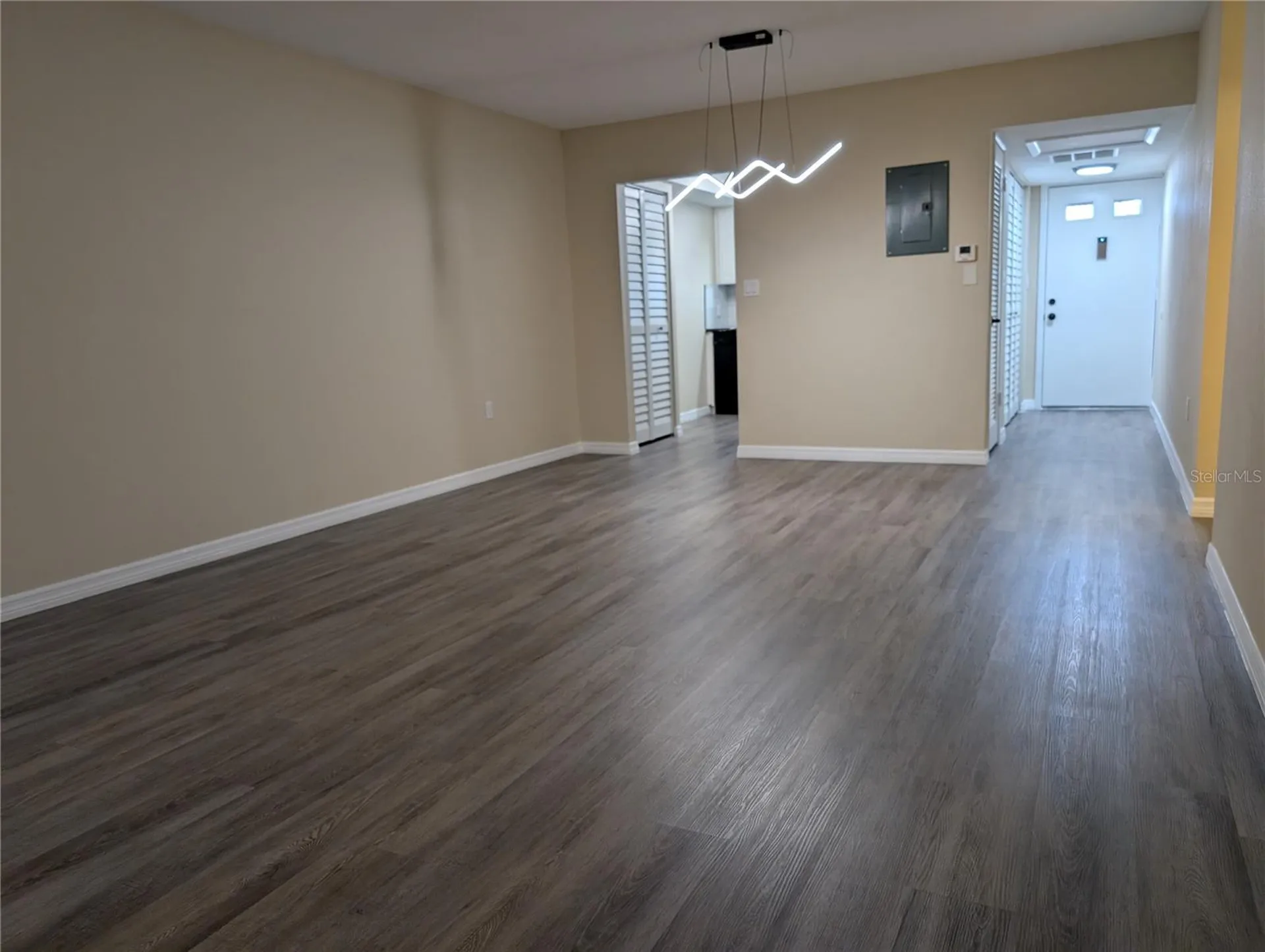 5870 38th Avenue N St Petersburg FL 33710