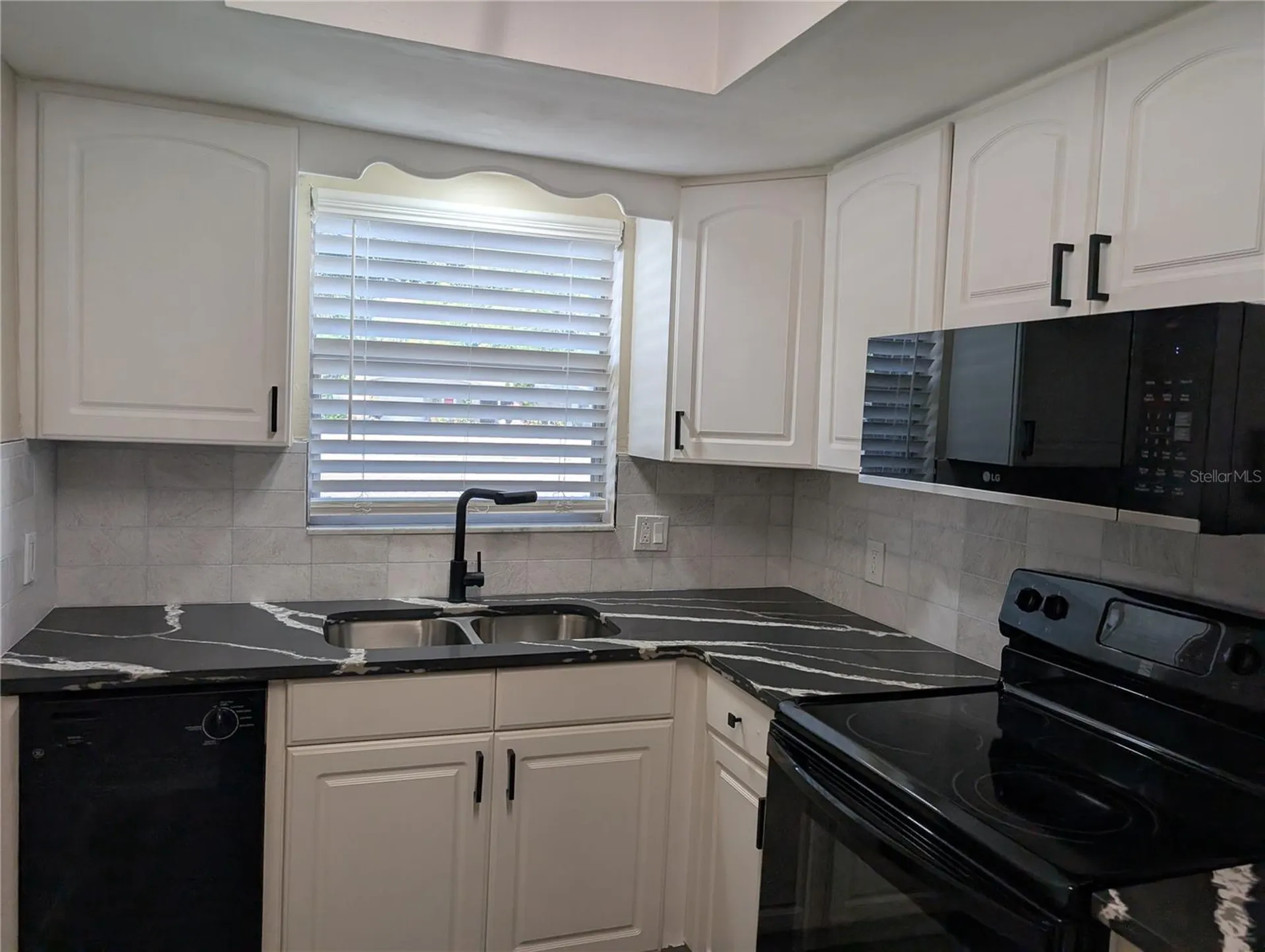 5870 38th Avenue N St Petersburg FL 33710