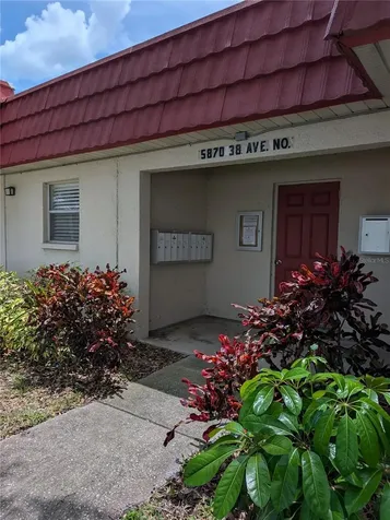 5870 38th Avenue N St Petersburg FL 33710