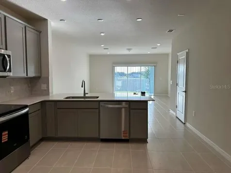4264 Chester Springs Boulevad Davenport FL 33837