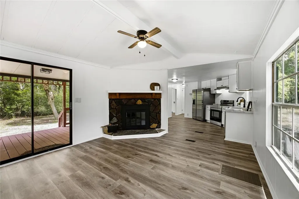 183 SW Rum Island Terrace Fort White FL 32038