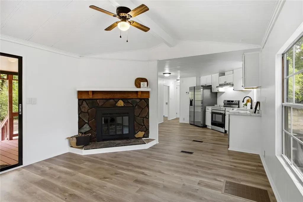 183 SW Rum Island Terrace Fort White FL 32038